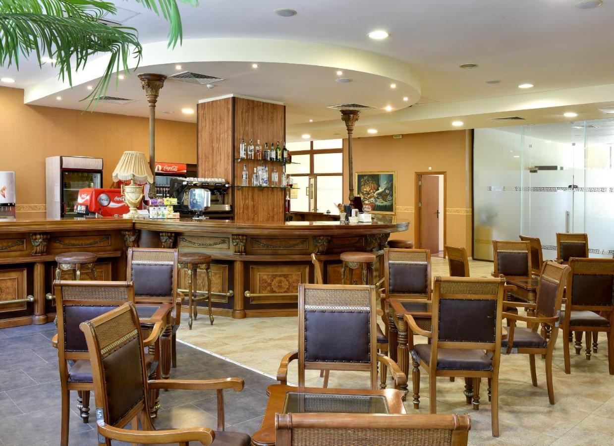 Estreya Residence Hotel And Spa 圣君士坦丁和海伦那 外观 照片