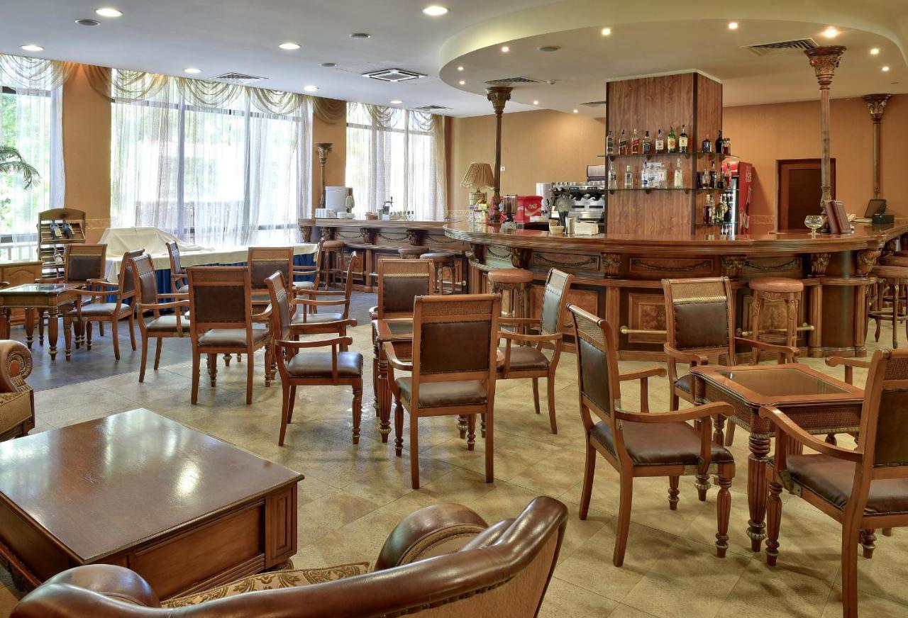 Estreya Residence Hotel And Spa 圣君士坦丁和海伦那 外观 照片