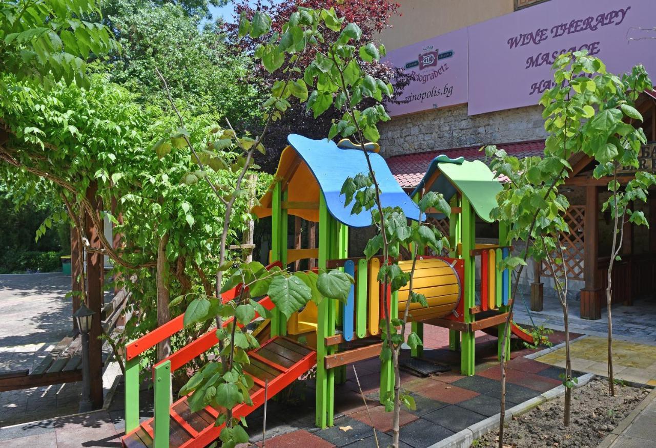 Estreya Residence Hotel And Spa 圣君士坦丁和海伦那 外观 照片