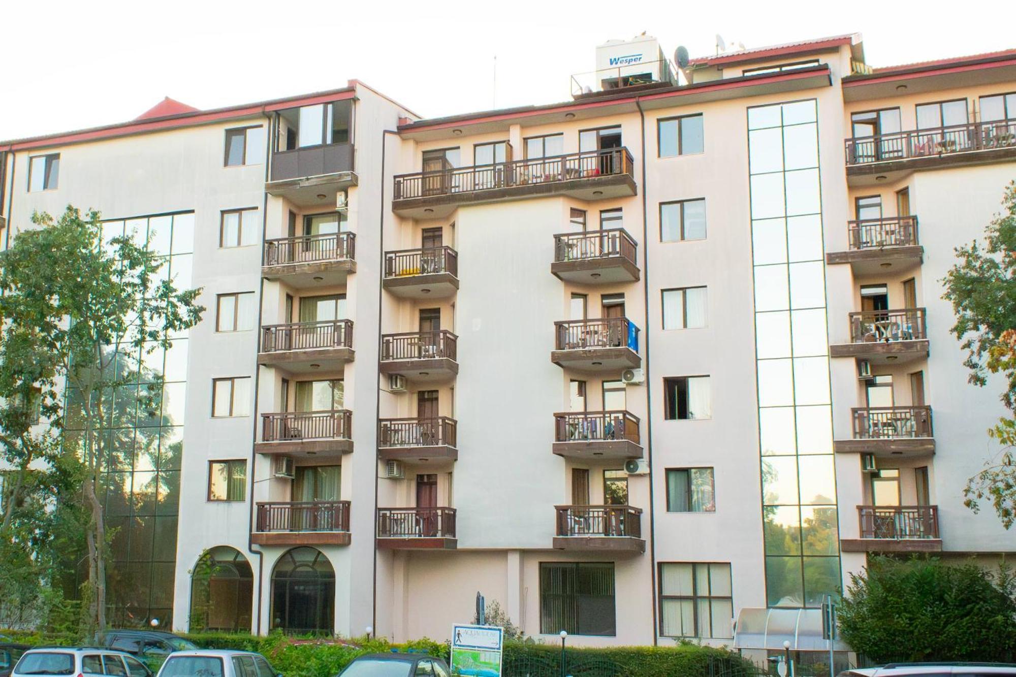 Estreya Residence Hotel And Spa 圣君士坦丁和海伦那 外观 照片