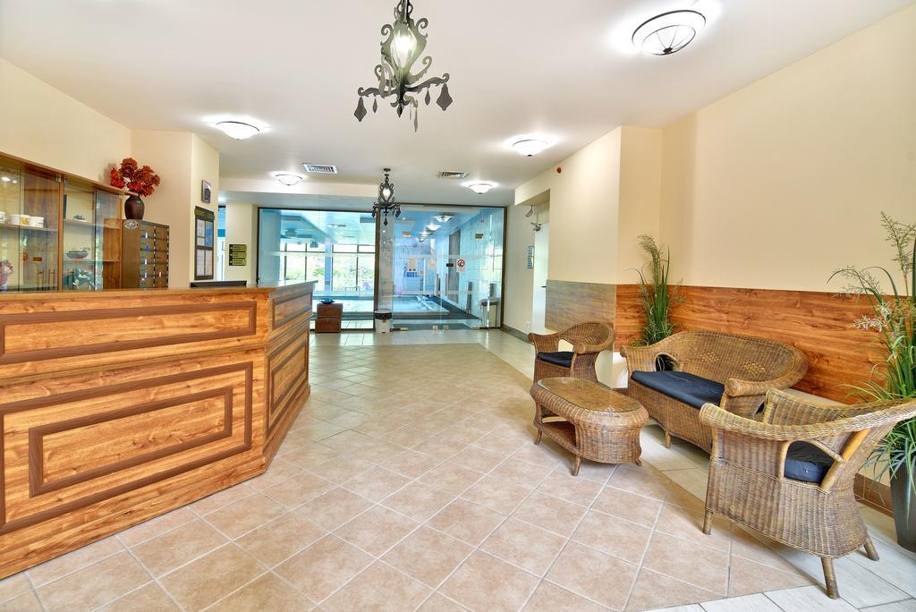 Estreya Residence Hotel And Spa 圣君士坦丁和海伦那 外观 照片