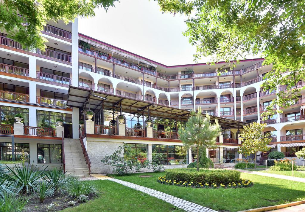 Estreya Residence Hotel And Spa 圣君士坦丁和海伦那 外观 照片