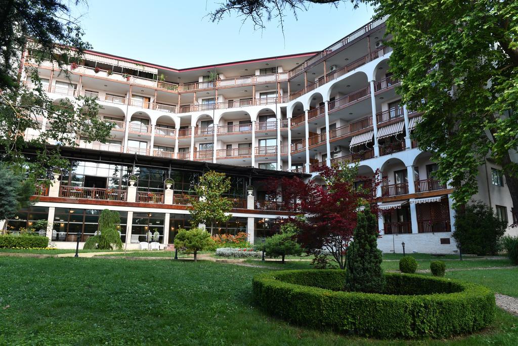 Estreya Residence Hotel And Spa 圣君士坦丁和海伦那 外观 照片